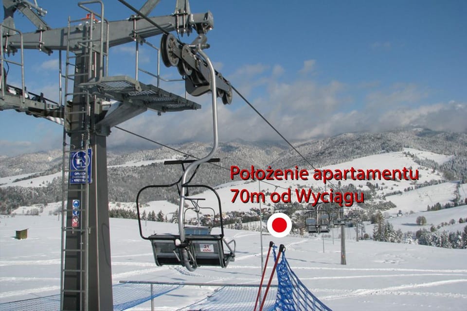 People, Ski School, Ski School, Skiing, Skiing, Hiking, Cycling, Cycling, Guests, Garden view, Mountain view, children, young children, older children, group of guests, Family