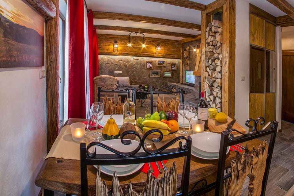 Coffee/tea facilities, Balcony/Terrace, Kitchen or kitchenette, Living room, Seating area, Dining area