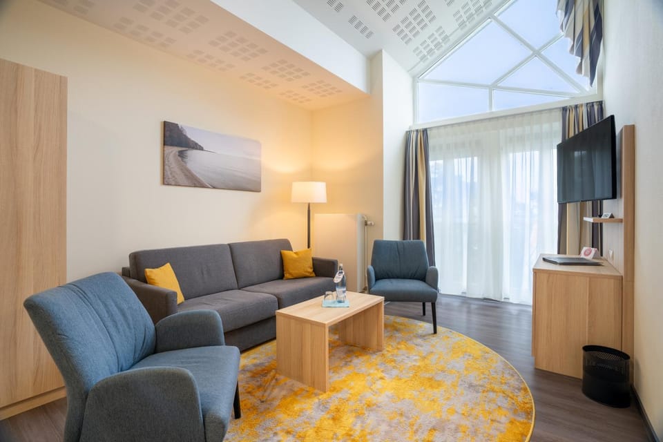 Living room, Photo of the whole room