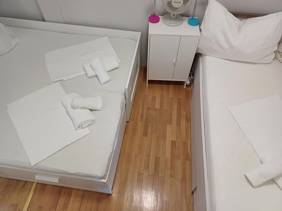 APARTMAN LAURA GALILEO blizu centra i plaze Apartment in Makarska