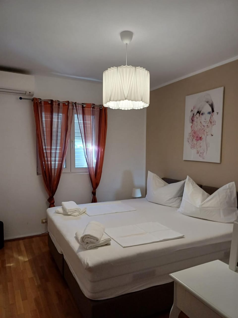 APARTMAN LAURA GALILEO blizu centra i plaze Apartment in Makarska
