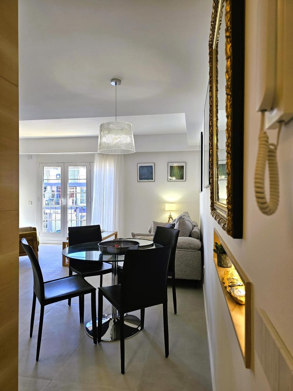 Living room, Dining area