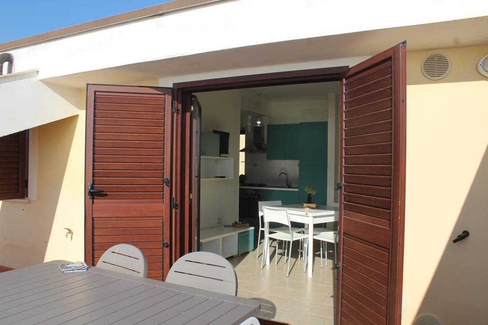 Balcony/Terrace, Dining area