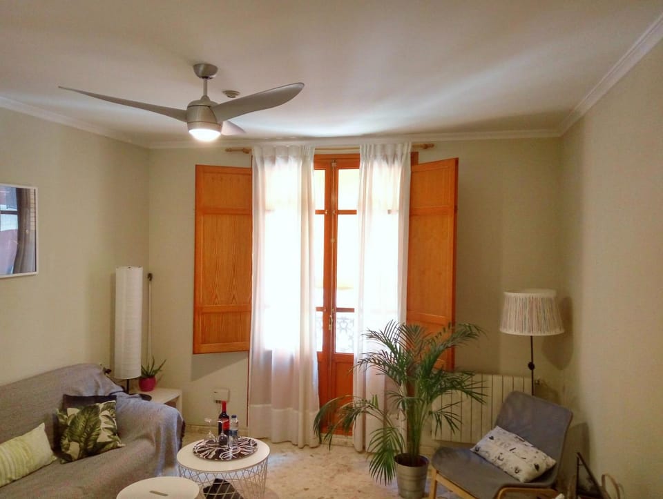 Apartamento céntrico Torres de Quart. Apartment in Valencia