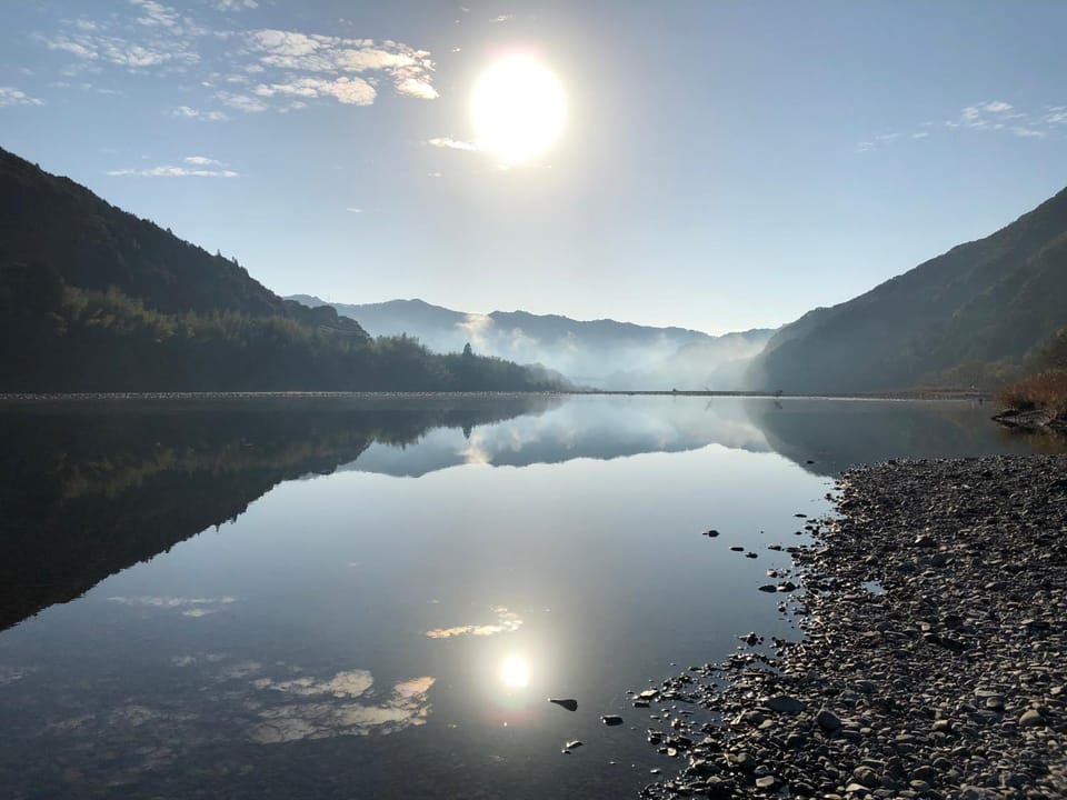 Nearby landmark, Natural landscape, Sunrise