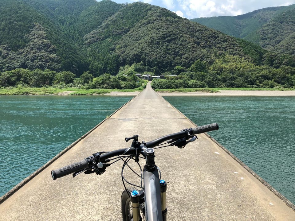 Nearby landmark, Cycling