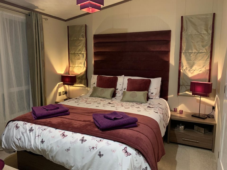 Valley View Nature lodge in England