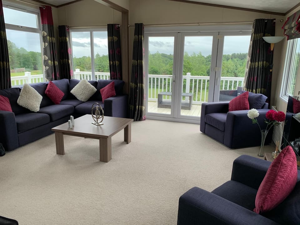 Valley View Nature lodge in England