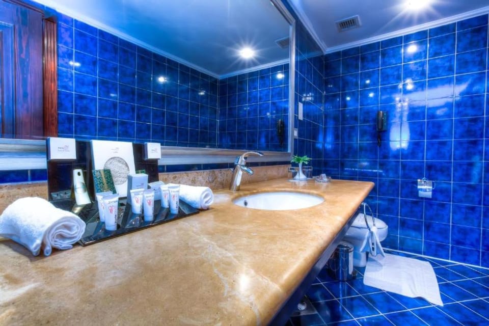 Shower, Bathroom, Bath