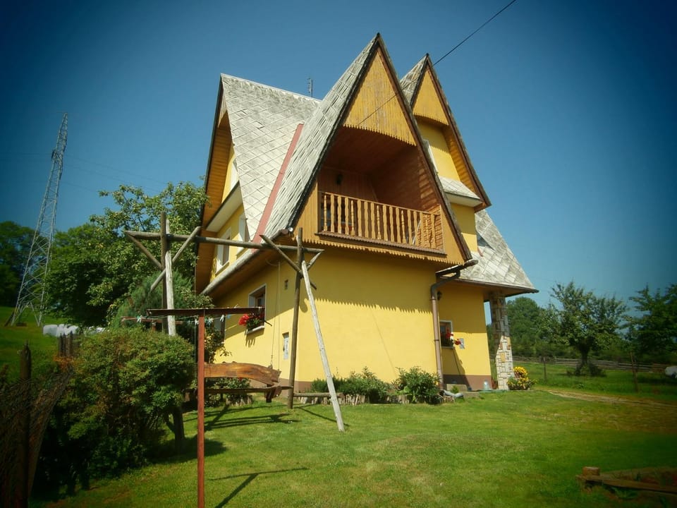 Property building, Garden