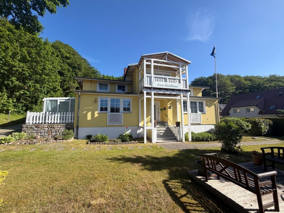 Waldhaus Sellin Apartment in Sellin