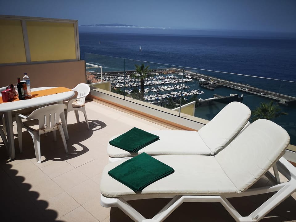Magical Apt. with Sea View & Cliff Apartment in Acantilados de Los Gigantes