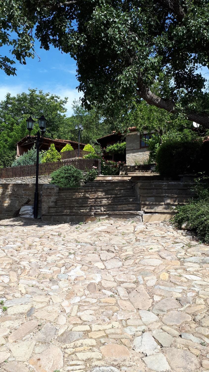 Garden, Area and facilities