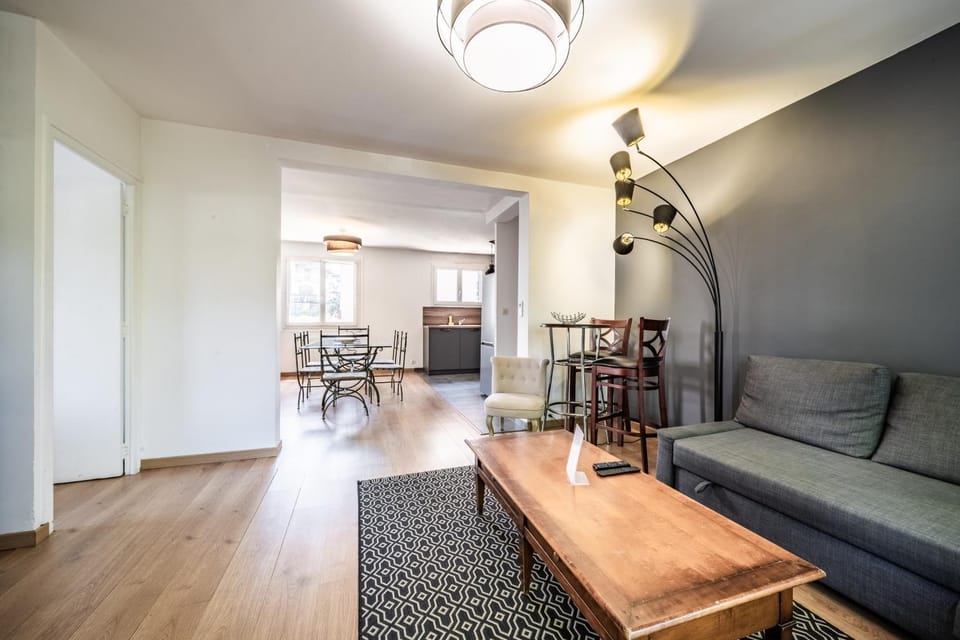 Property building, Living room