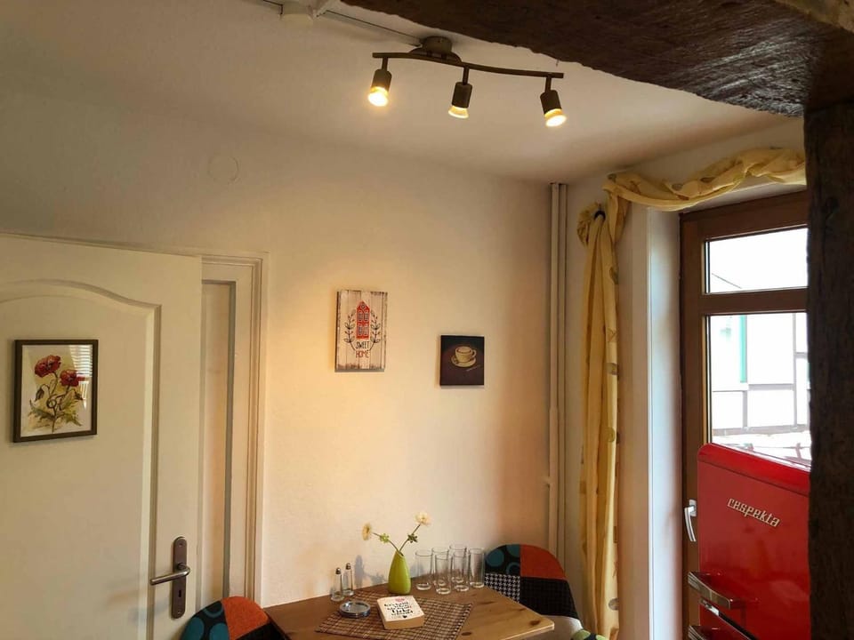 Photo of the whole room, Dining area