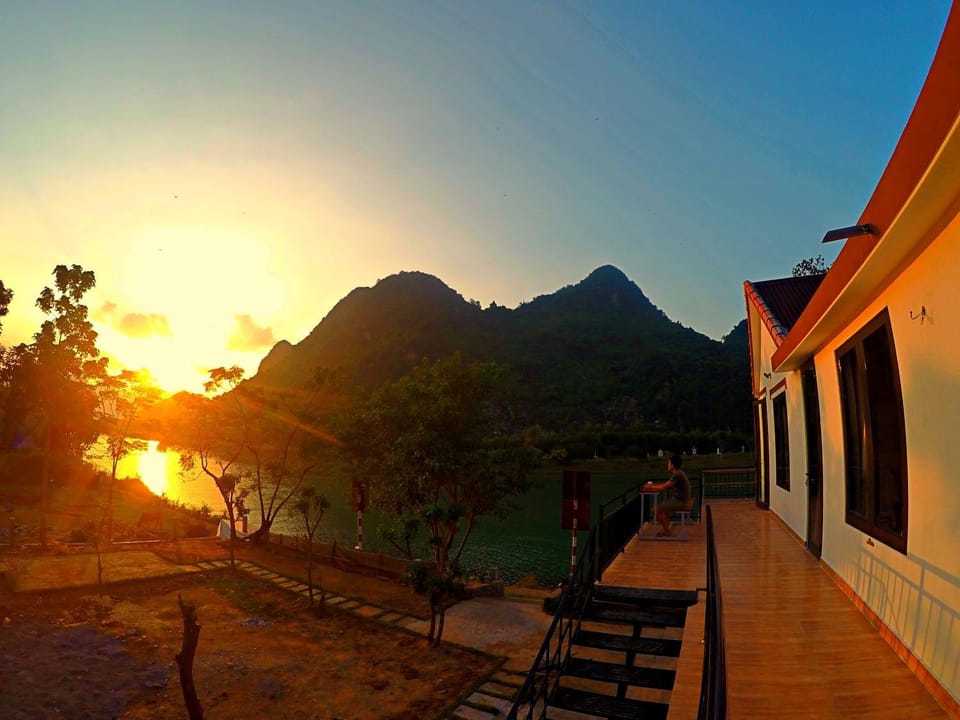 Natural landscape, Mountain view, Sunset