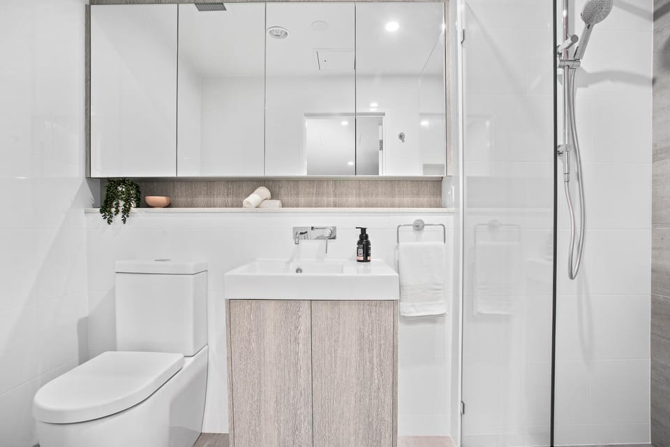Shower, Toilet, Bathroom