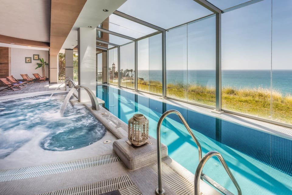 Hot Tub, View (from property/room), Spa and wellness centre/facilities, Sea view, Swimming pool
