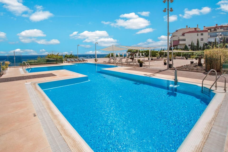 Garden, Balcony/Terrace, Sea view, Swimming pool
