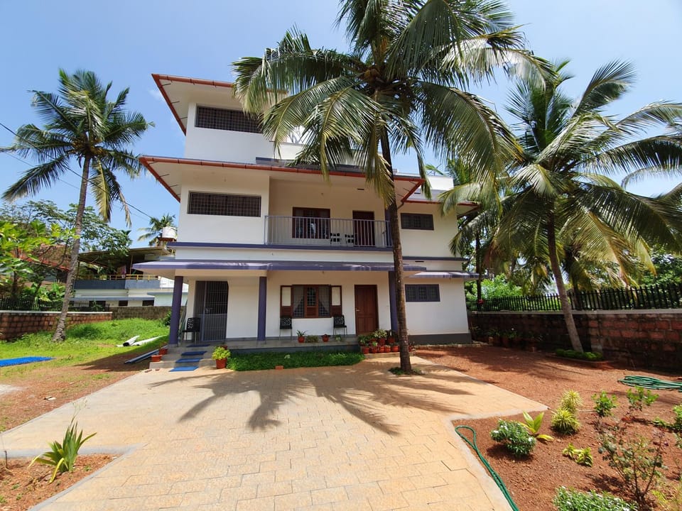 Property building, Garden