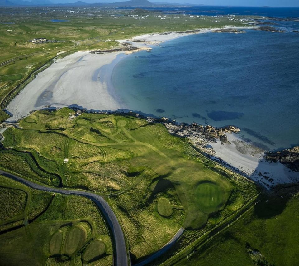 Murlach Moorings House in County Galway