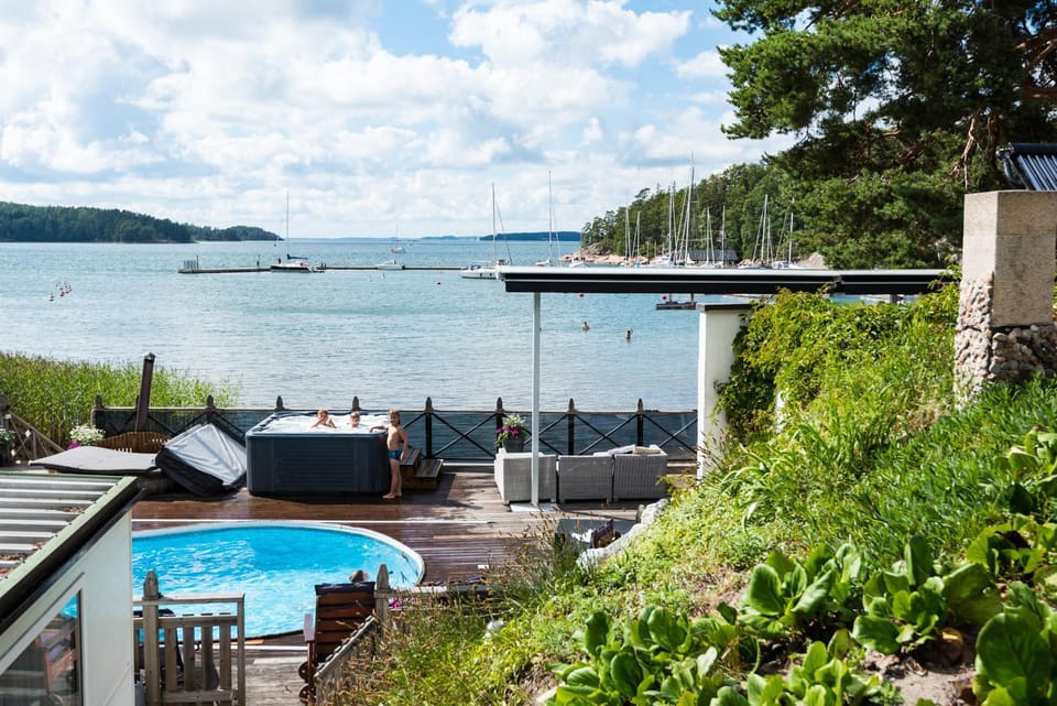 Airisto Hill & Inn - Two Beach Cabins Cabin in Finland