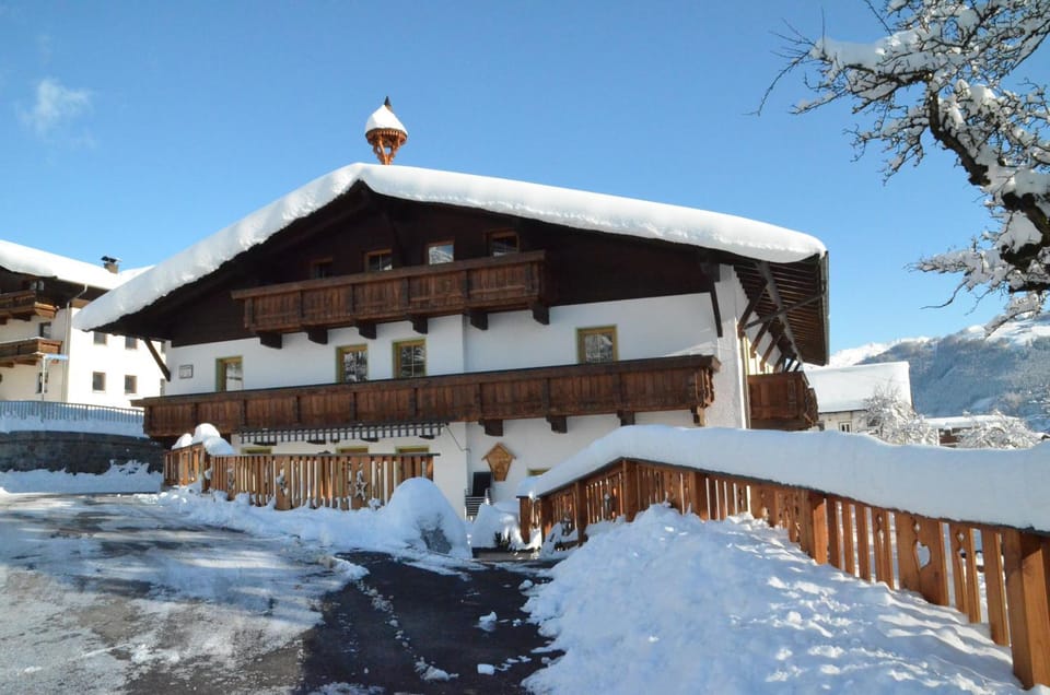 Property building, Winter