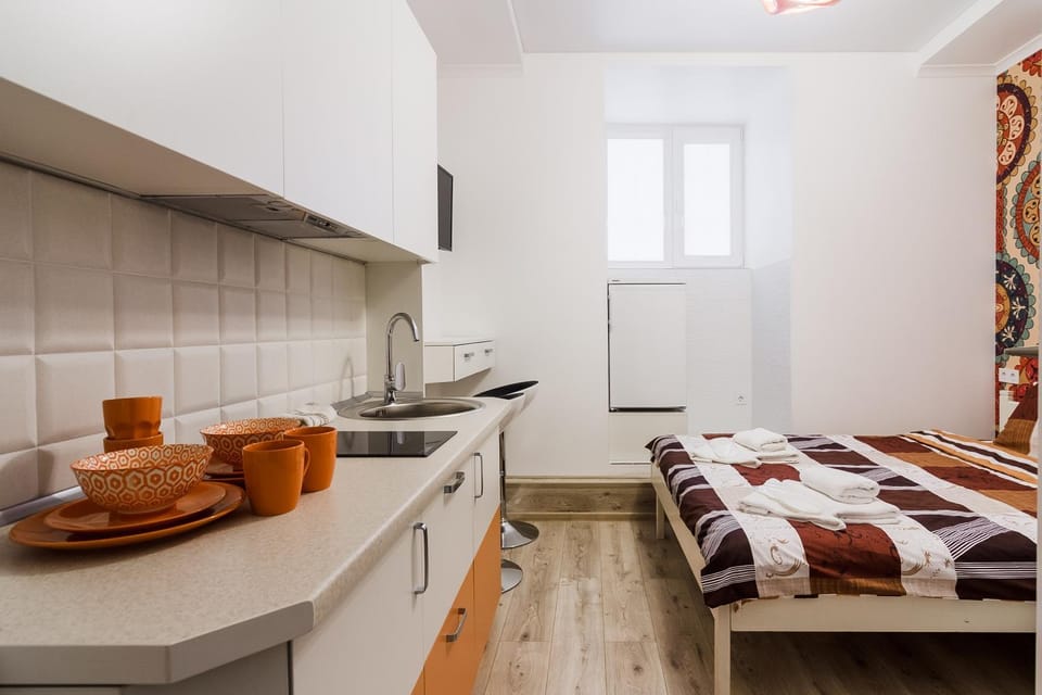 Kitchen or kitchenette