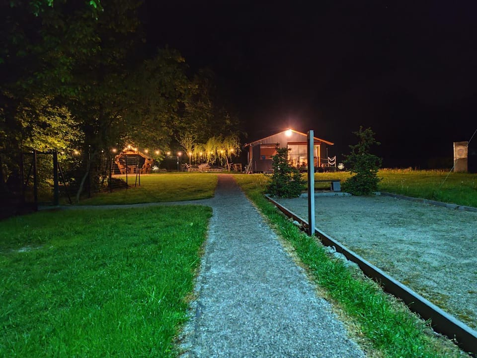 Night, Garden view