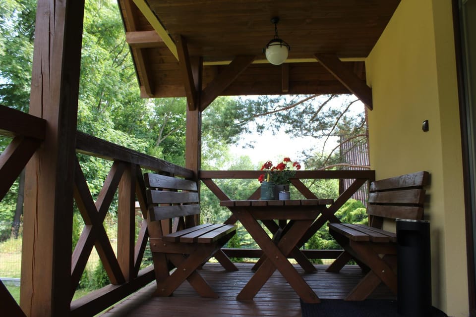 Patio, Day, Garden, View (from property/room), Balcony/Terrace, Dining area, Garden view