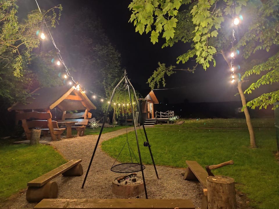Property building, Natural landscape, Garden