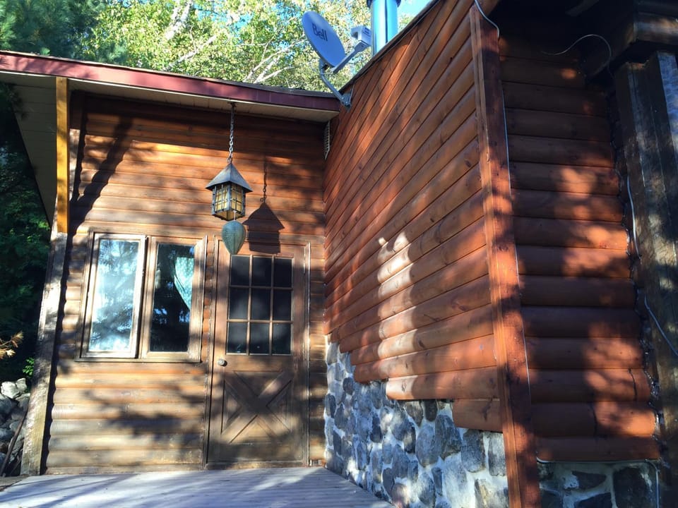 Chalet "Ici et maintenant, sur le lac" Chalet in Quebec