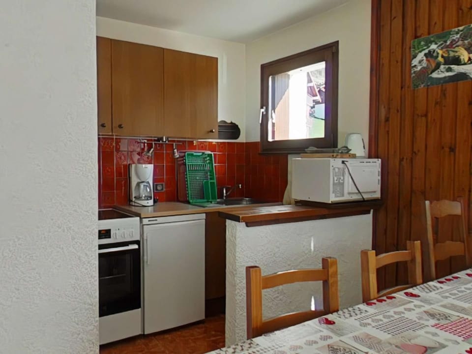 Appt cosy 3 pièces, 6 pers, parking, près centre, Le Grand-Bornand - FR-1-241-55 Apartment in Le Grand-Bornand