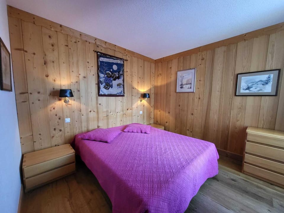 T2 sud 500m pistes, balcon, Wifi, 5 pers - FR-1-449-23 Apartment in Tignes