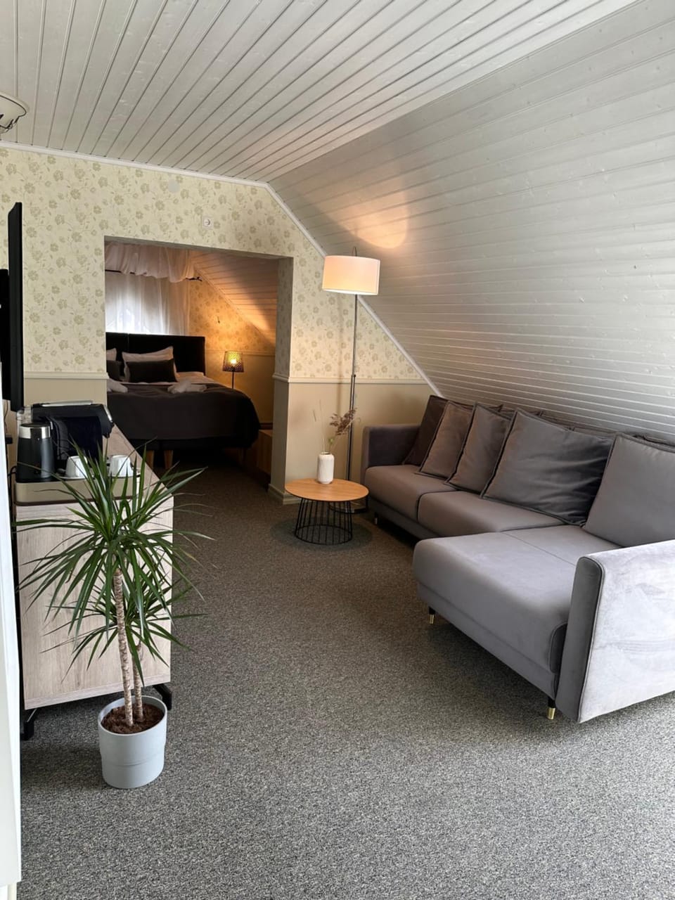 Seating area