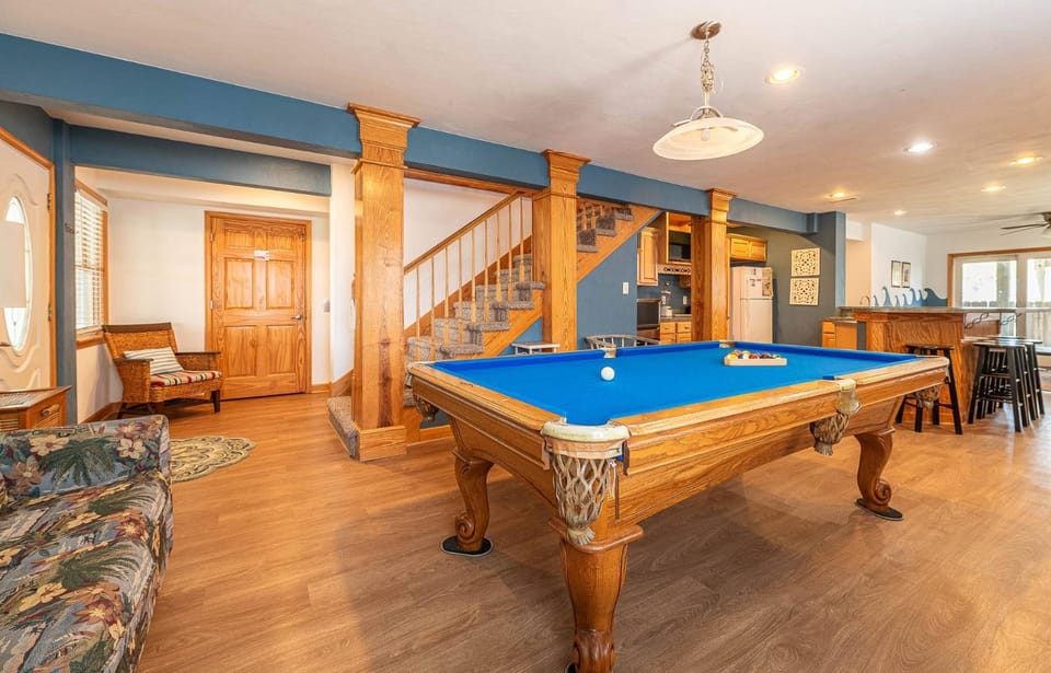 Paradise Found - Nags Head MP 16.5, Oceanfront, Ocean & Sound Views, Pool, Hot Tub, Pets OK House in Nags Head