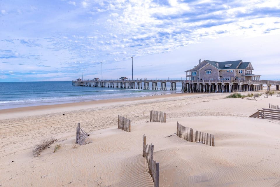 Paradise Found - Nags Head MP 16.5, Oceanfront, Ocean & Sound Views, Pool, Hot Tub, Pets OK House in Nags Head