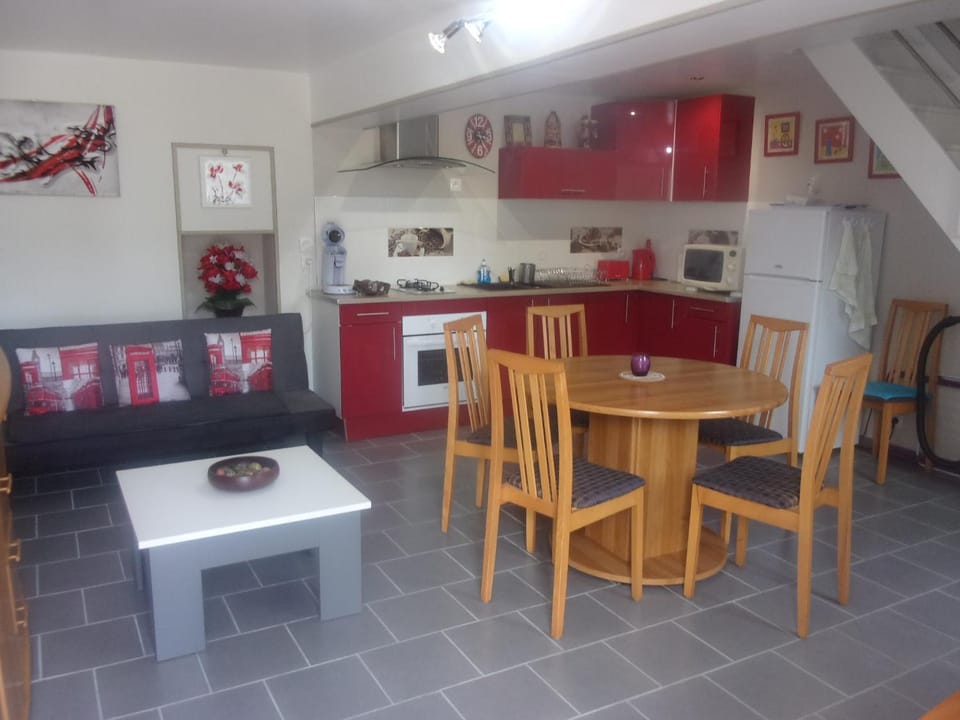 chez christophe Apartment in Centre-Val de Loire