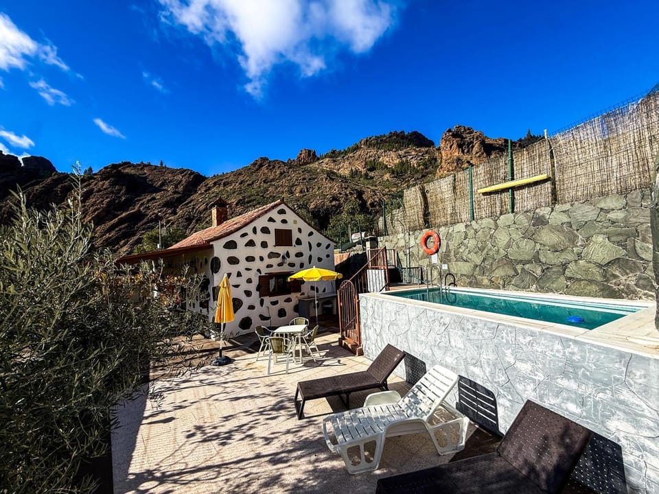 Casa Naranjo House in Comarca Sur