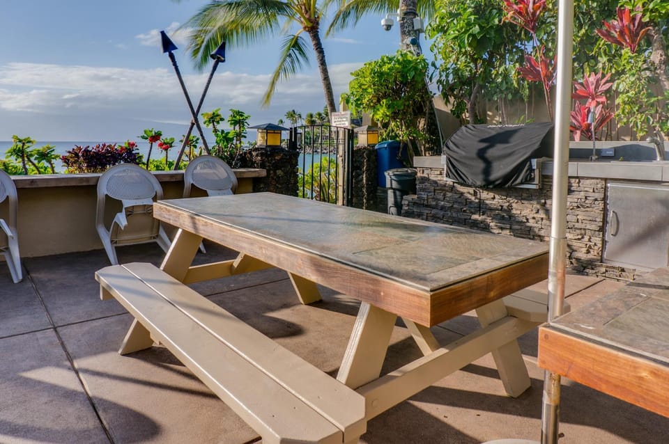 BBQ facilities, Beach, Area and facilities