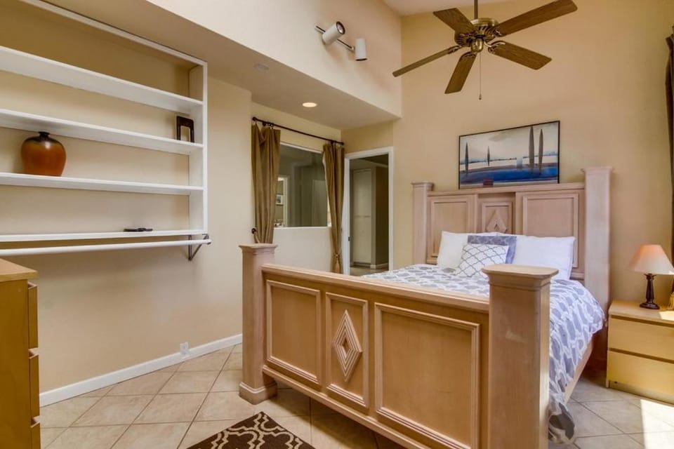 PACIFIC BEACH MANSION Villa in Mission Bay