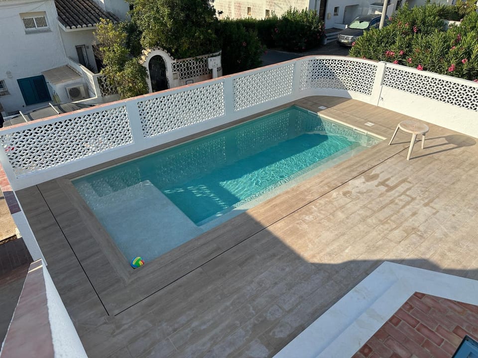 Pool view, Swimming pool