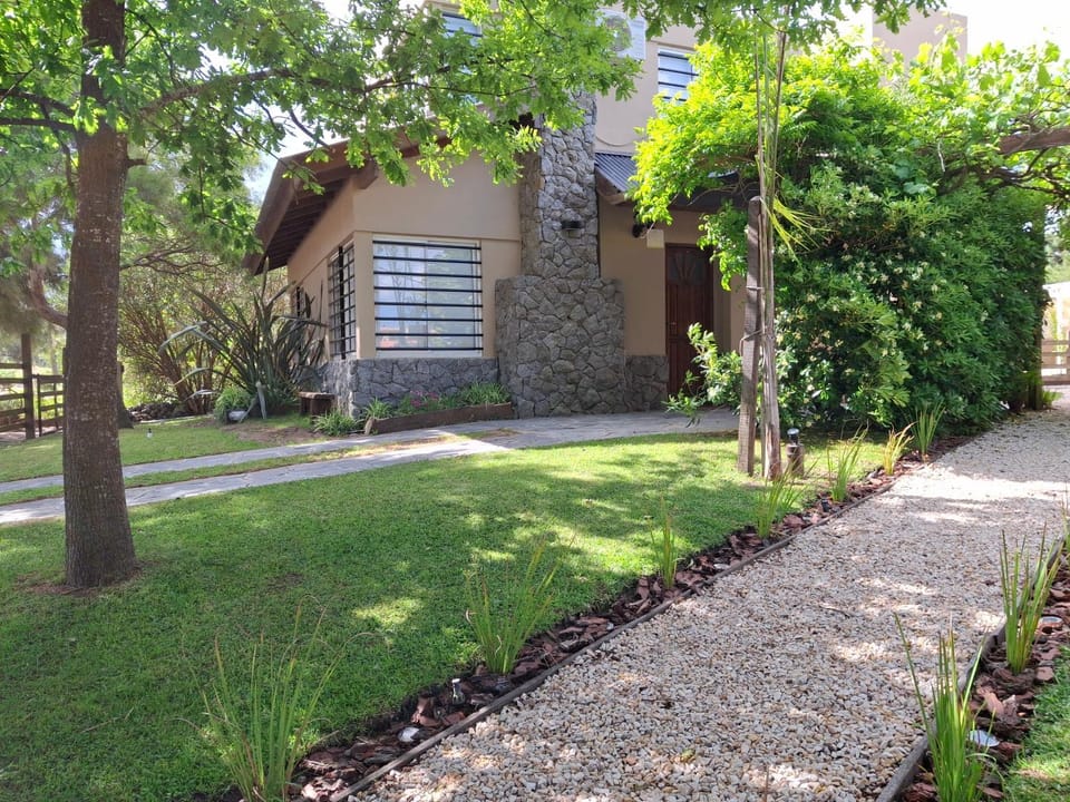 DUPLEX AL SUR Nature lodge in Villa Gesell