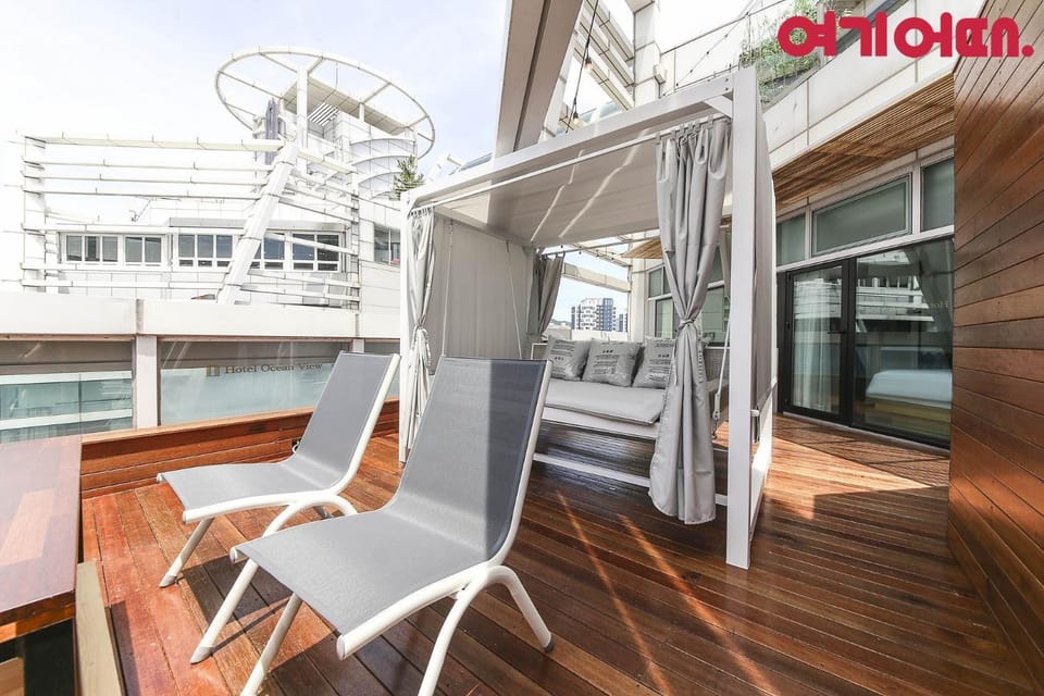 Balcony/Terrace, Seating area