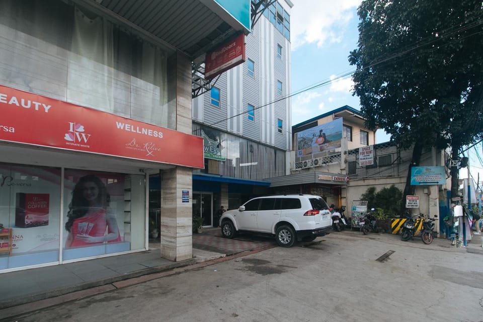 Property building, Street view, Location