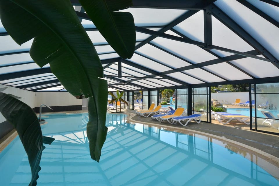 Restaurant/places to eat, Aqua park, Swimming pool