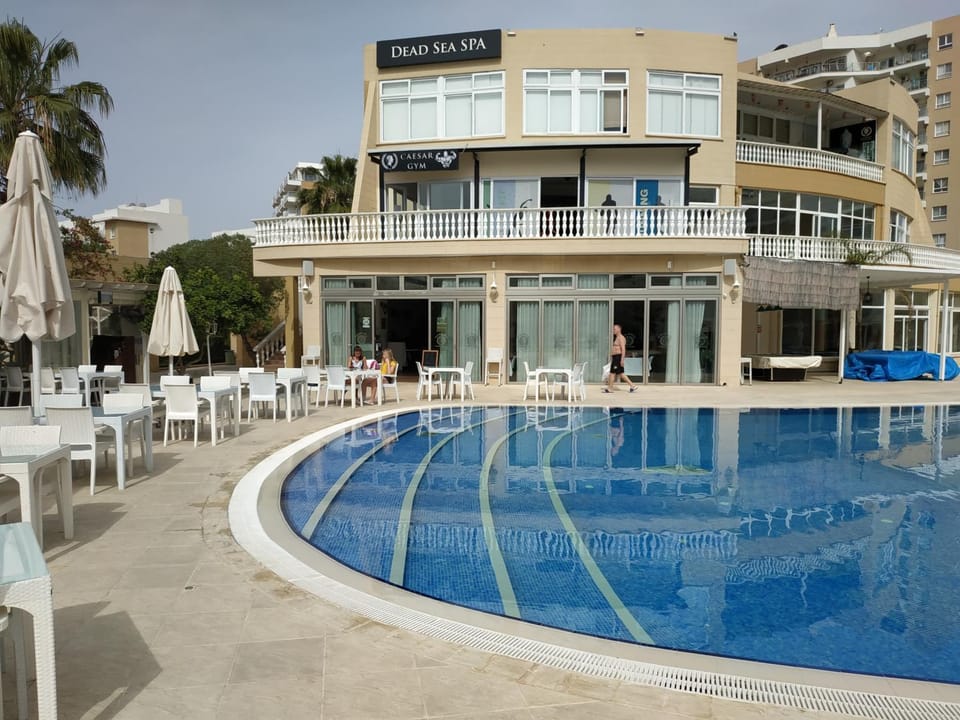 Swimming pool