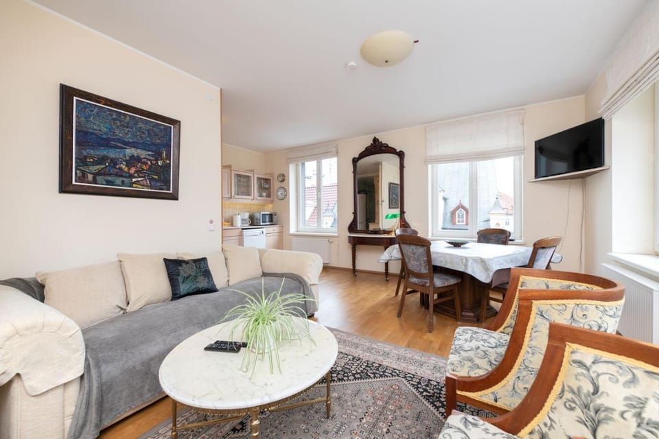 TV and multimedia, Kitchen or kitchenette, Seating area, Dining area