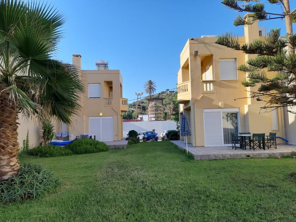 Property building, Garden