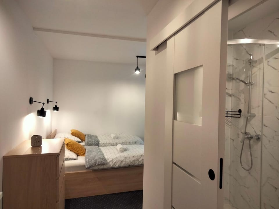 Shower, Photo of the whole room